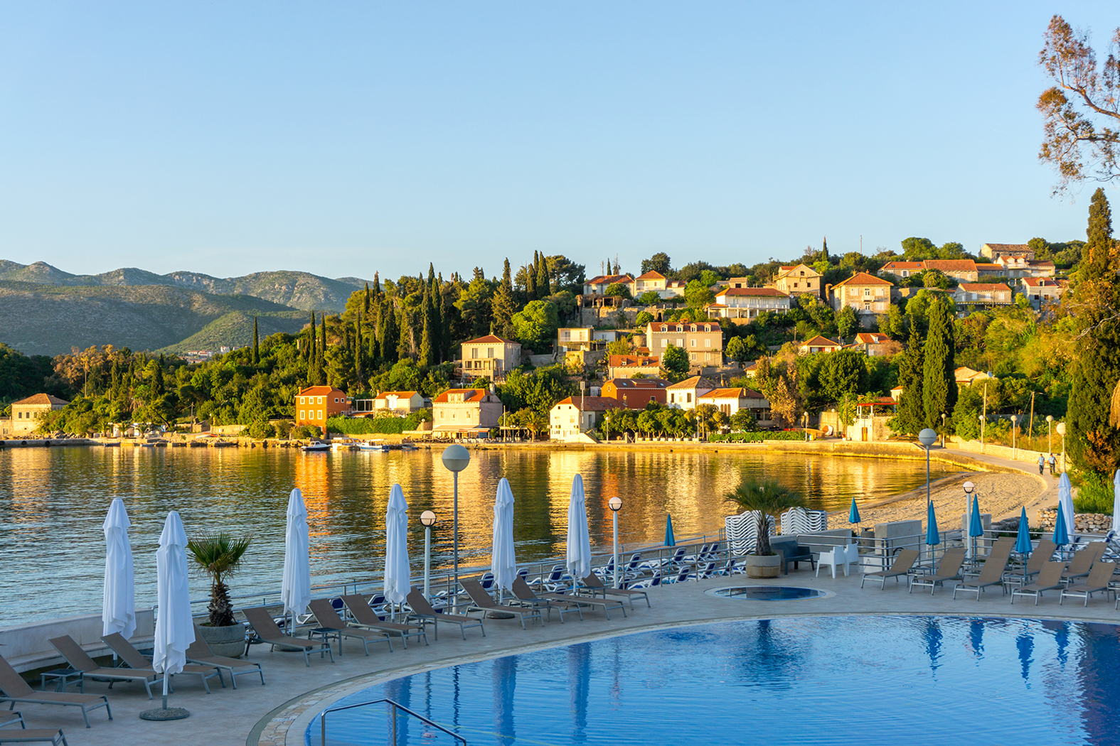 Sail to Elaphiti Islands